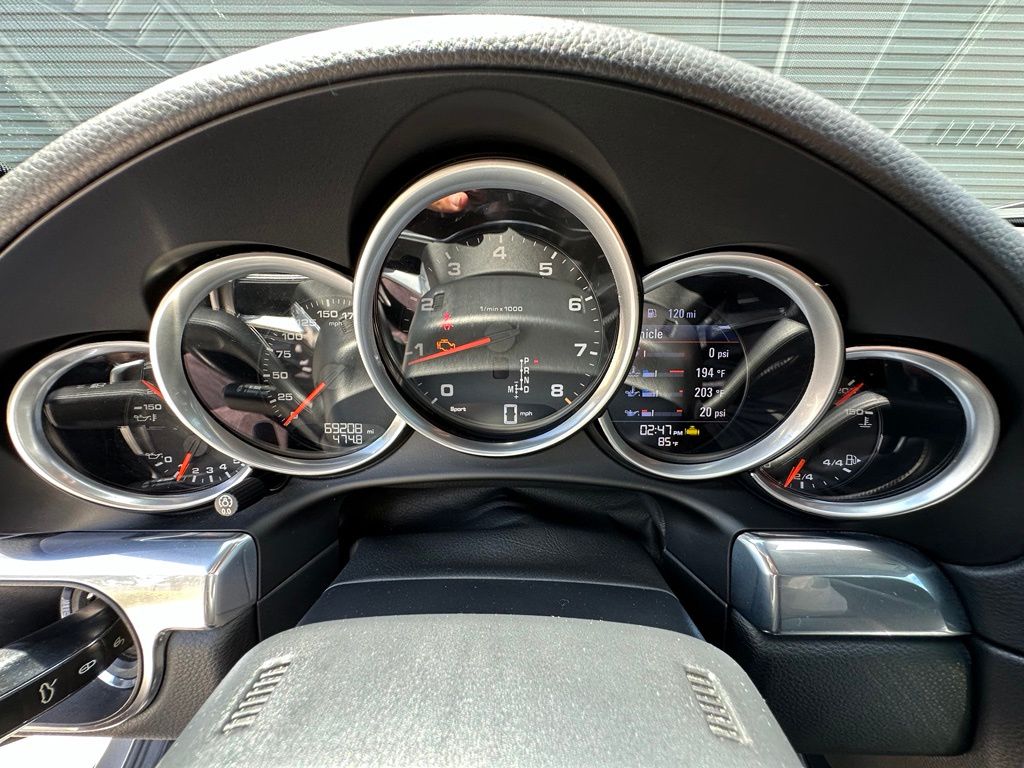 Thumbnail: 2017 Porsche 911 - 25