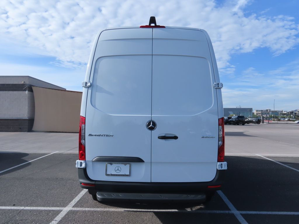 Thumbnail: 2026 Mercedes-Benz Sprinter - 6