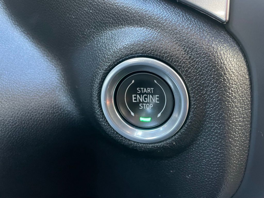 Thumbnail: 2019 Chevrolet Silverado 1500 - 21