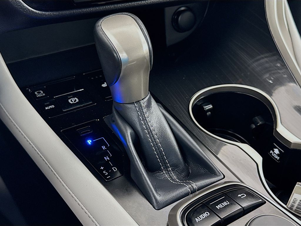 Thumbnail: 2019 Lexus RX - 17