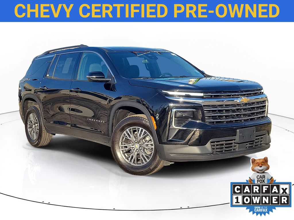 Mosaic Black Metallic 2025 Chevrolet Traverse LT FWD SUV / Crossover Front-Wheel Drive 8-Speed Automatic