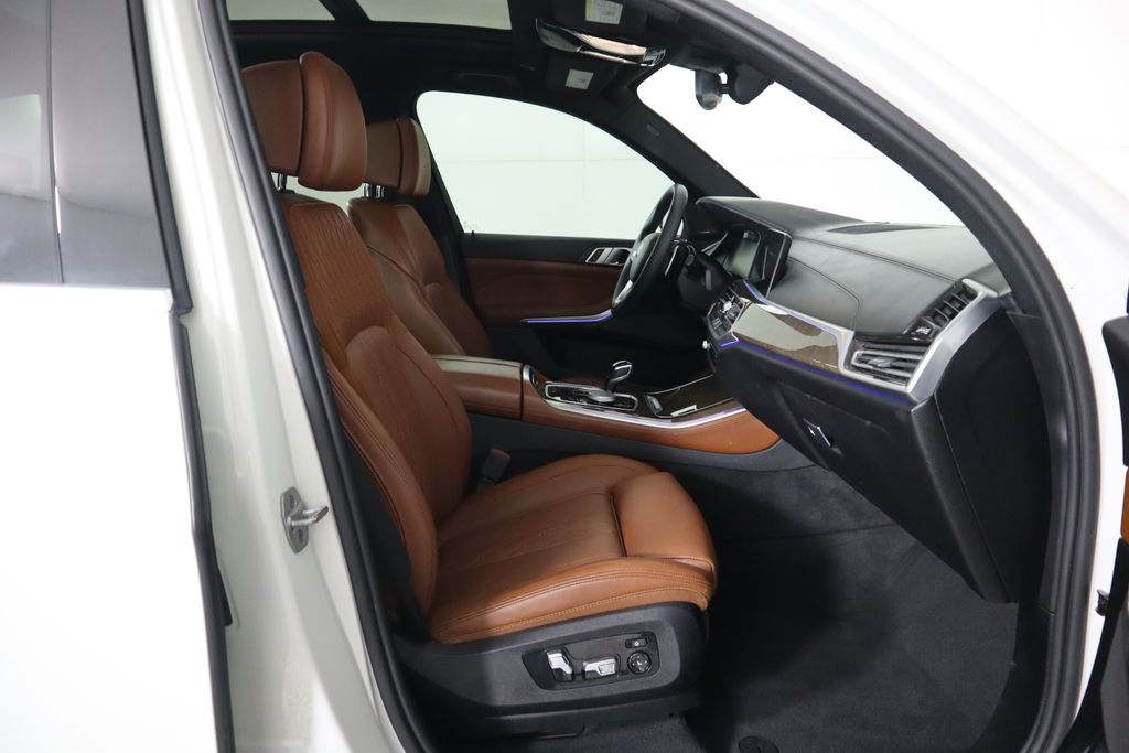 2021 BMW X5 xDrive40i 21
