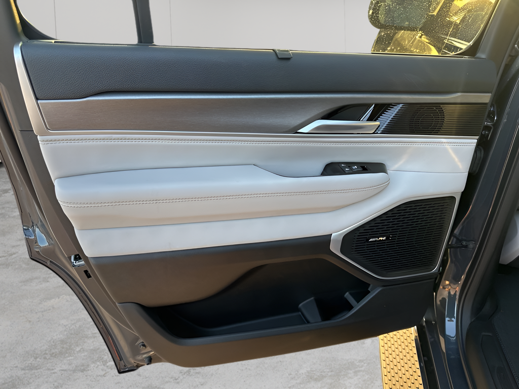 New Car 2025 Jeep Wagoneer  Base For Sale Under $70,000 In Austin, Texas