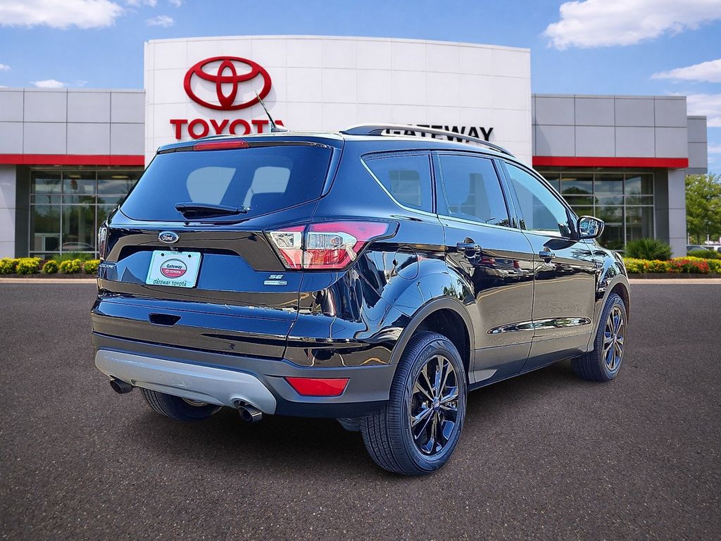 Thumbnail: 2018 Ford Escape - 4