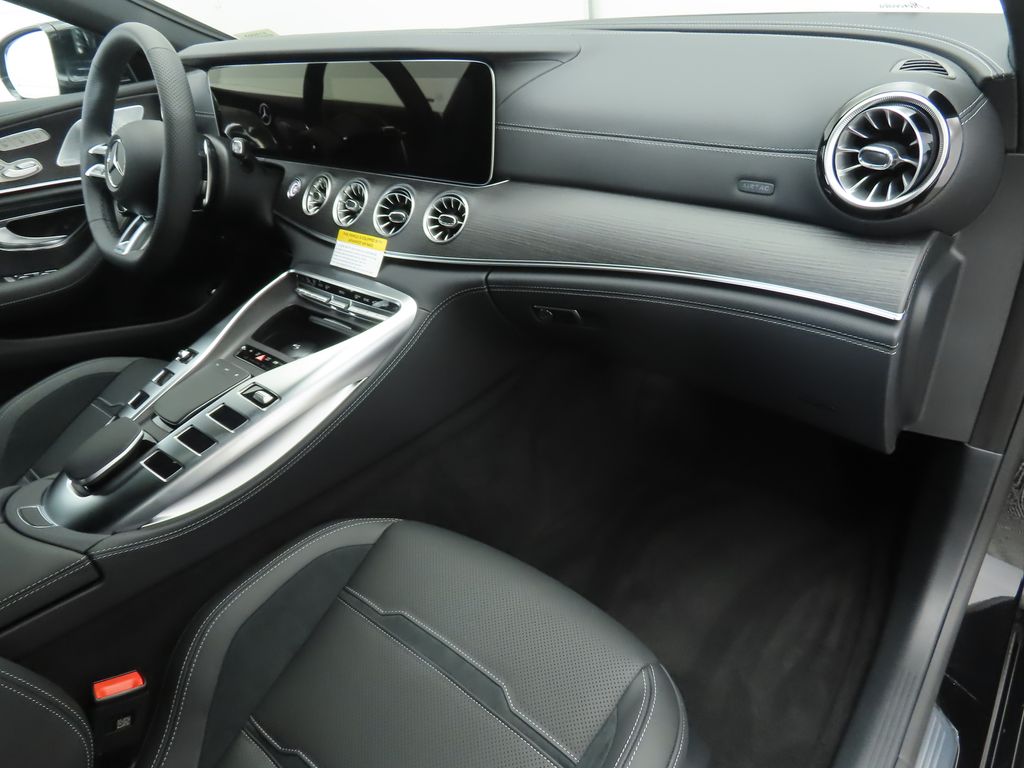 Thumbnail: 2026 Mercedes-Benz AMG GT - 17