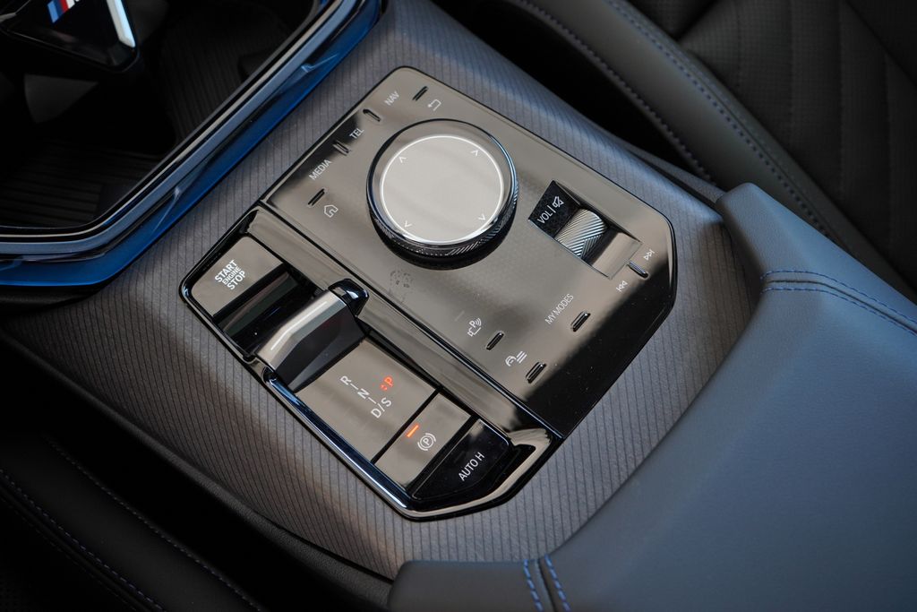 Thumbnail: 2025 BMW X3 - 19