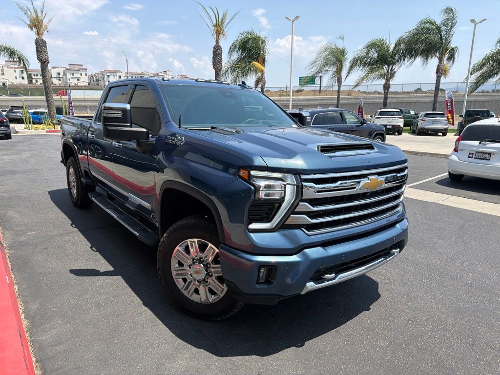 Lakeshore Blue Metallic 2025 Chevrolet Silverado 2500HD Pickup Truck Four-Wheel Drive Automatic