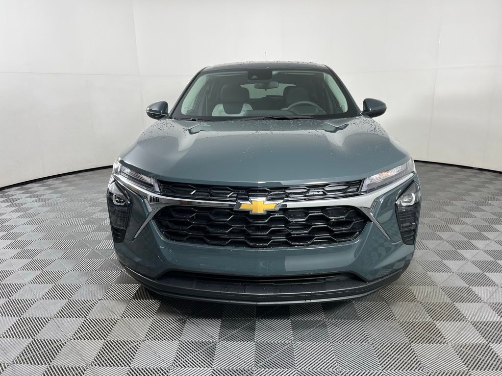Thumbnail: 2025 Chevrolet Trax - 7