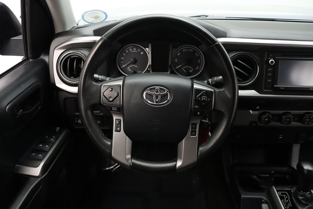 Thumbnail: 2019 Toyota Tacoma - 23