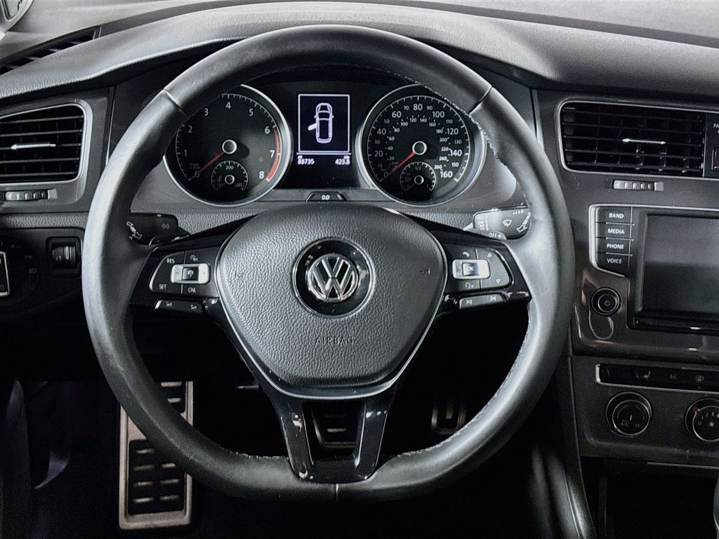 2017 Volkswagen Golf Alltrack TSI SE
