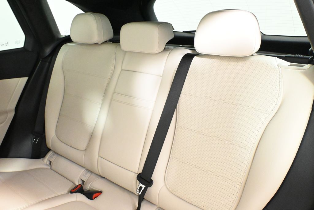 Thumbnail: 2026 Mercedes-Benz GLC - 4