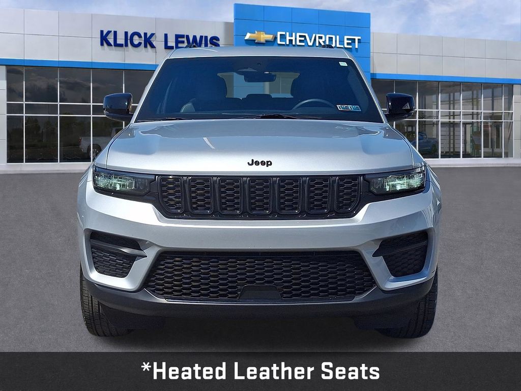 2025 Jeep Grand Cherokee Altitude Silver at South Hills CDJR