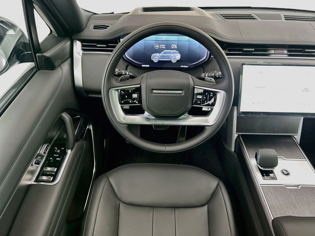 Thumbnail: 2026 Land Rover Range Rover - 10