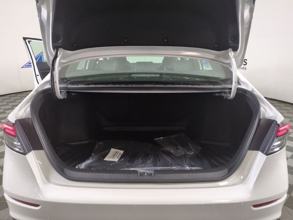 New 2025 Honda Accord Hybrid For Sale in Fort Wayne, IN
