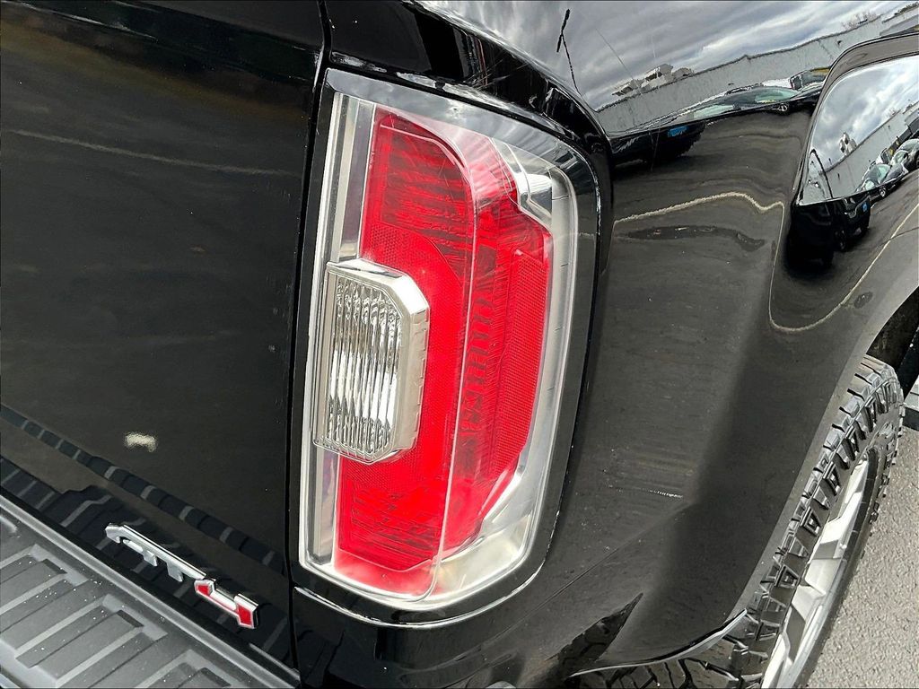 2022 GMC Canyon — photo 33