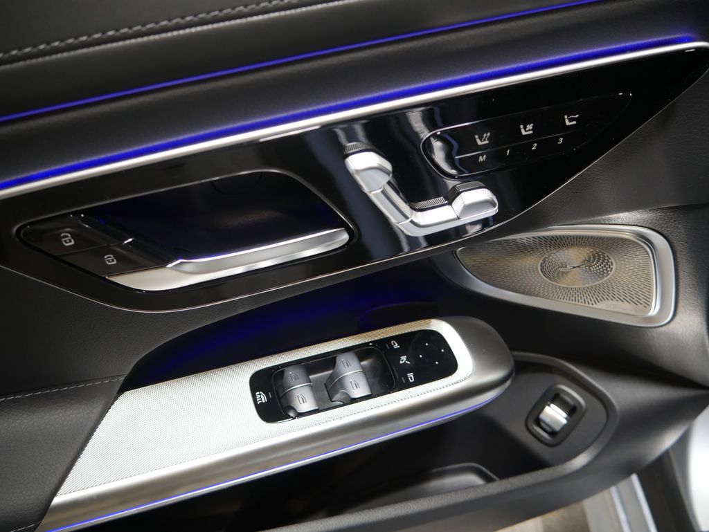 Thumbnail: 2026 Mercedes-Benz CLE - 17