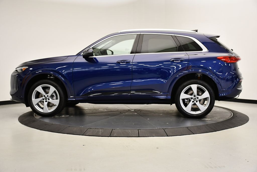 Thumbnail: 2025 Audi Q5 - 2