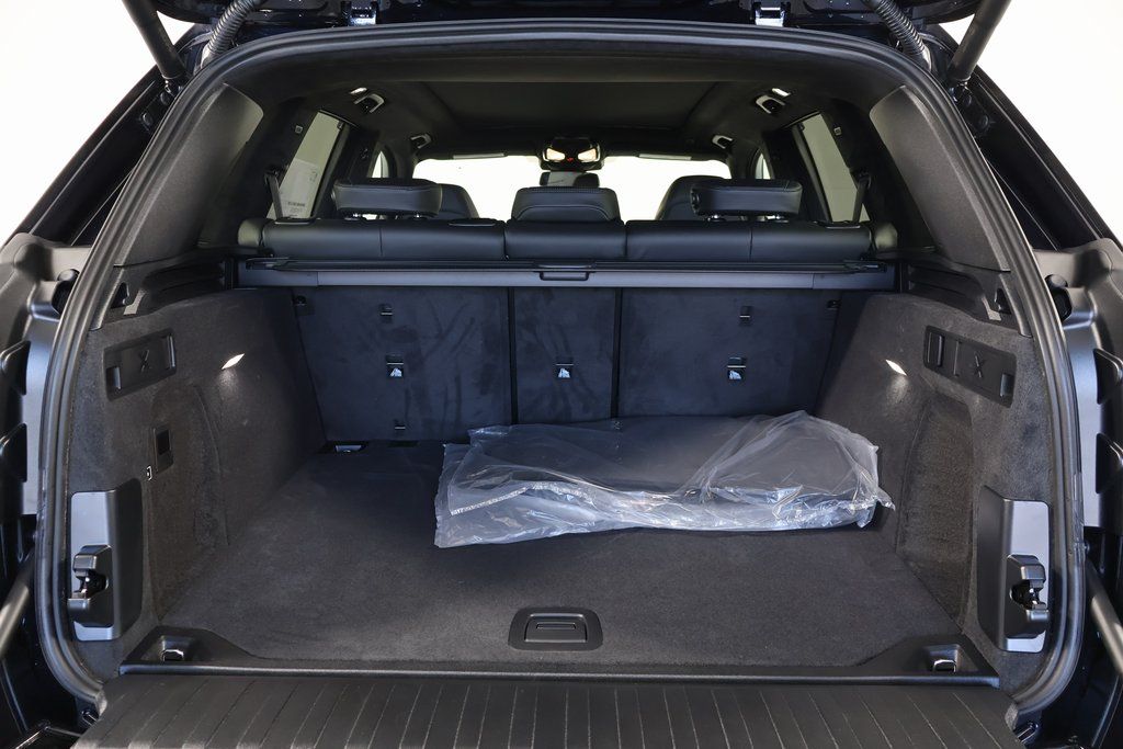 Thumbnail: 2026 BMW X5 - 8