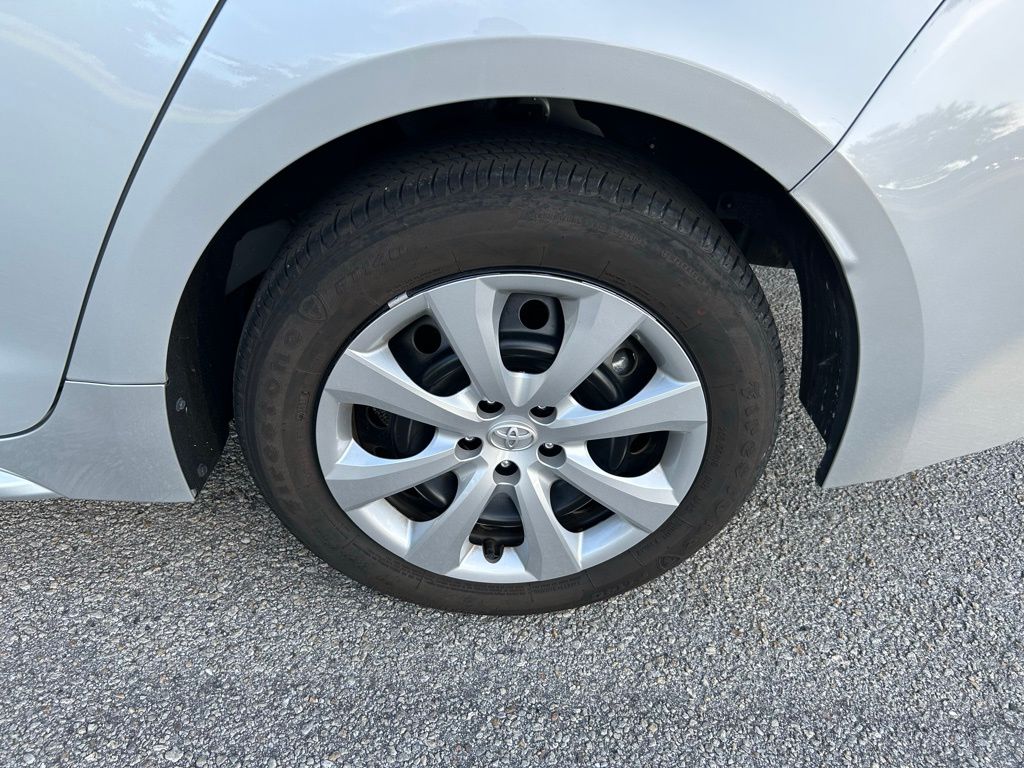 2024 Toyota Corolla LE 9