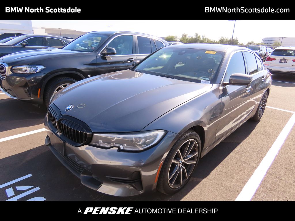 Thumbnail: 2021 BMW 3 Series - 1