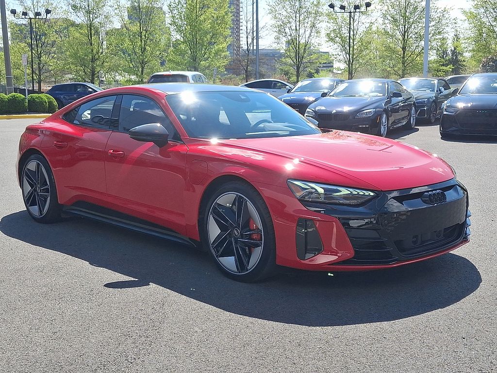 Thumbnail: 2022 Audi RS e-tron GT - 3