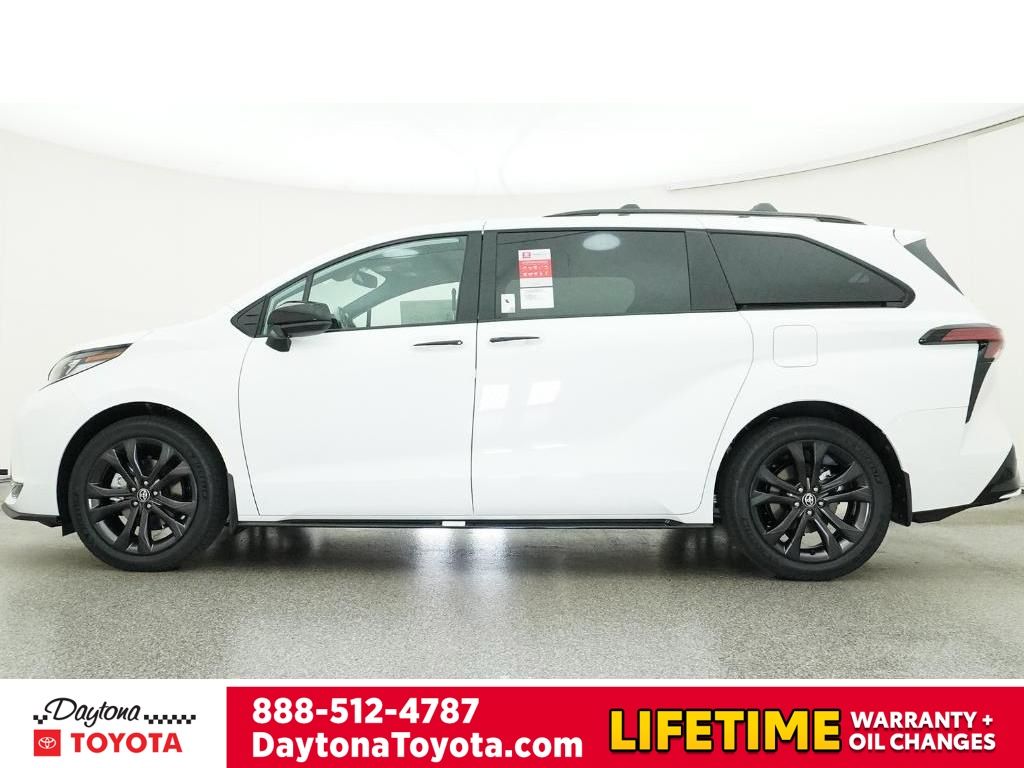 New 2026 Toyota Sienna Van