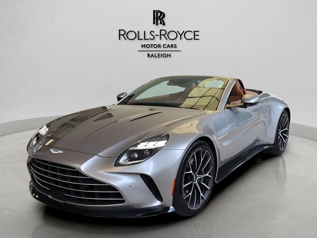 2026 Aston Martin Vantage Roadster RWD