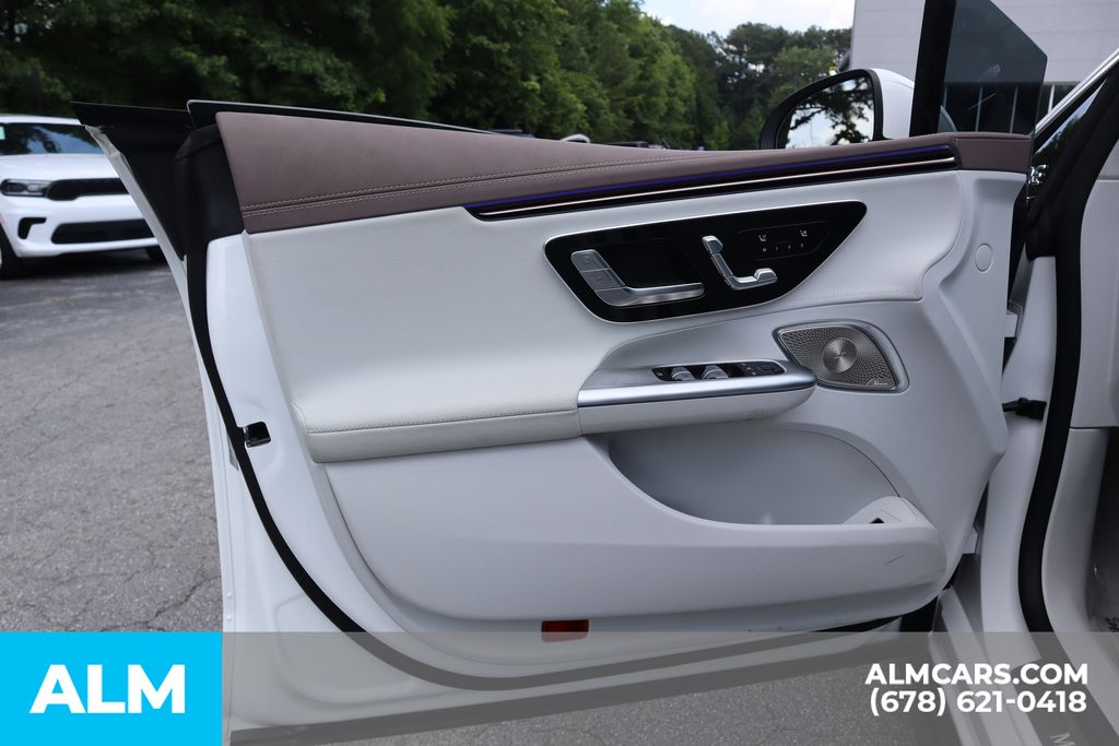 Used 2025 White Mercedes-Benz 350+ Sedan image 11
