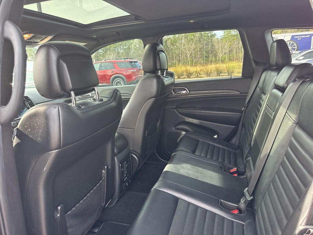 2019 Jeep Grand Cherokee Limited 13