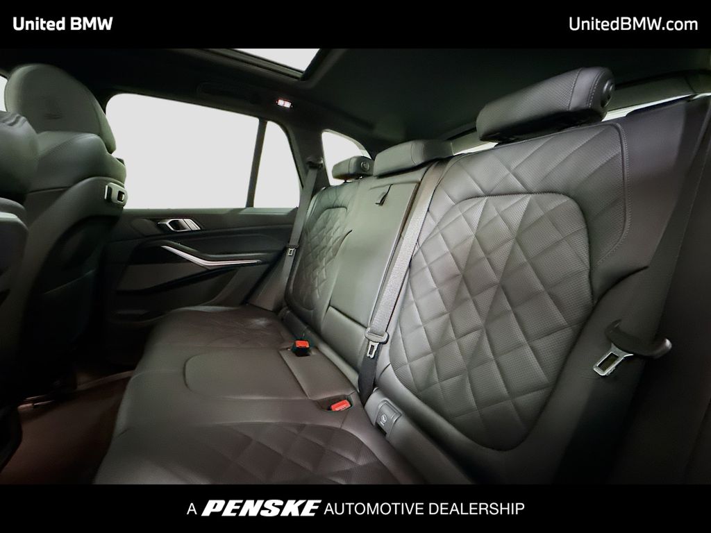 Thumbnail: 2026 BMW X5 - 13