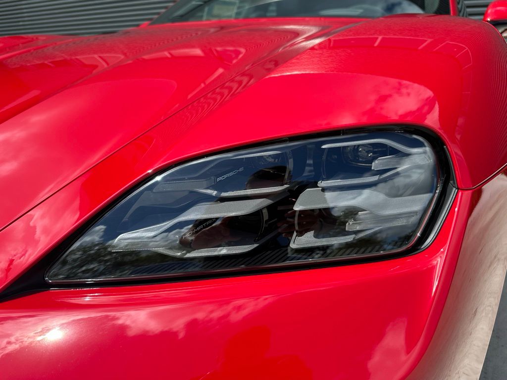 Thumbnail: 2025 Porsche Taycan - 13
