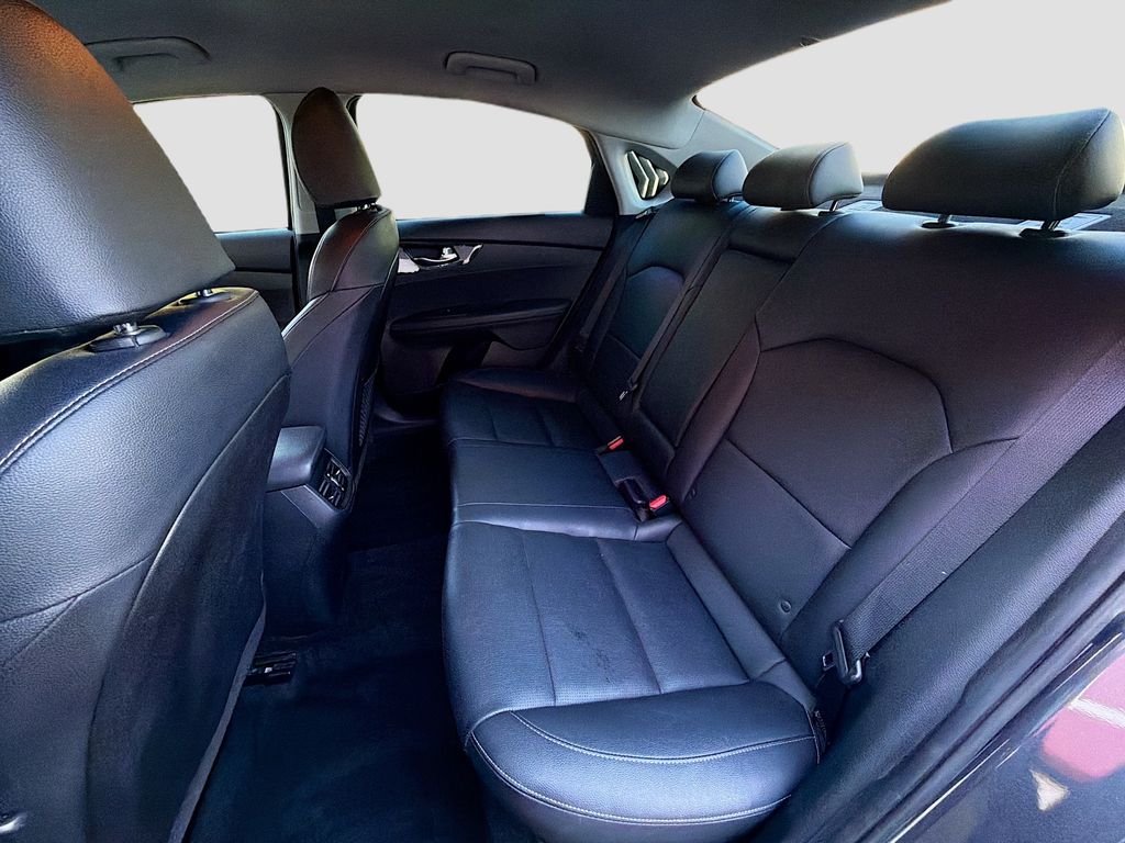 Used 2019 Gray Kia EX image 23