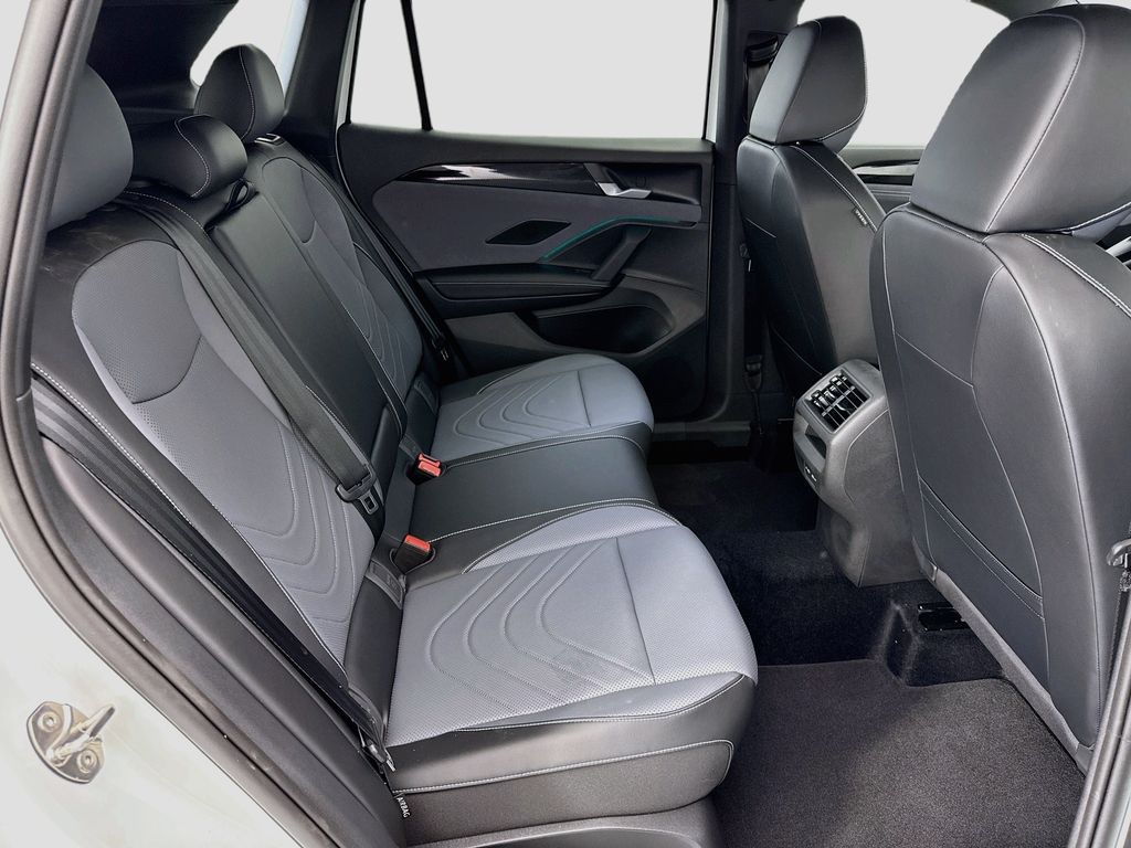 Thumbnail: 2026 Volkswagen Tiguan - 20