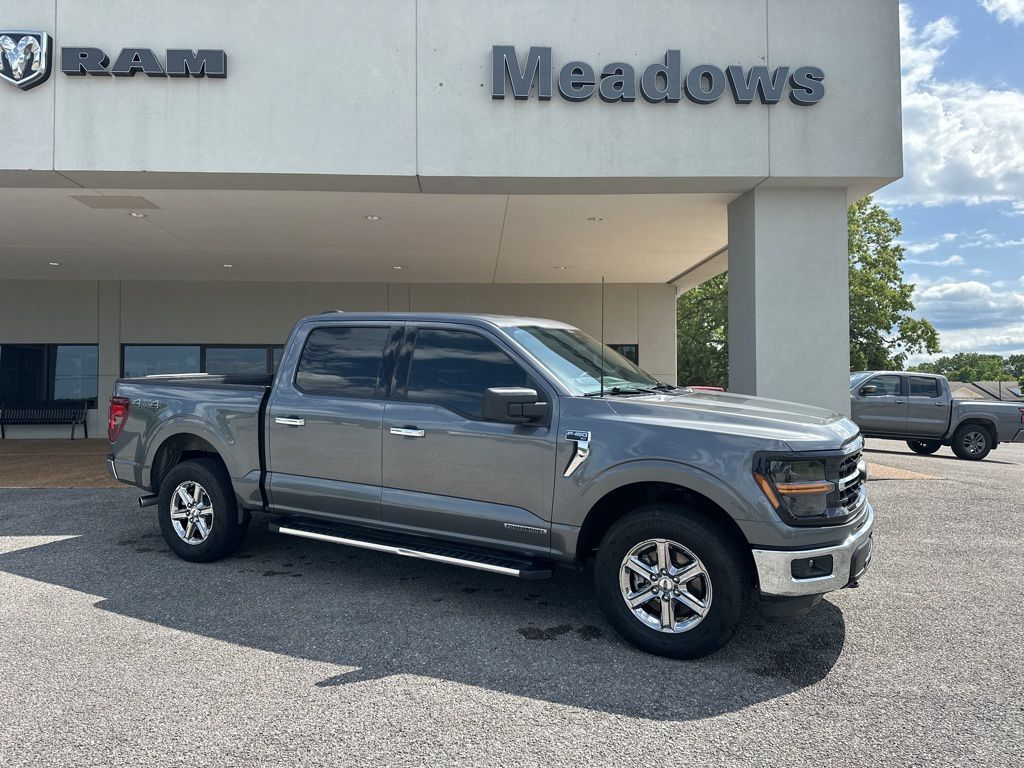 Carbonized Gray Metallic 2025 Ford F-150 XLT SuperCrew 4WD Pickup Truck Four-Wheel Drive Automatic