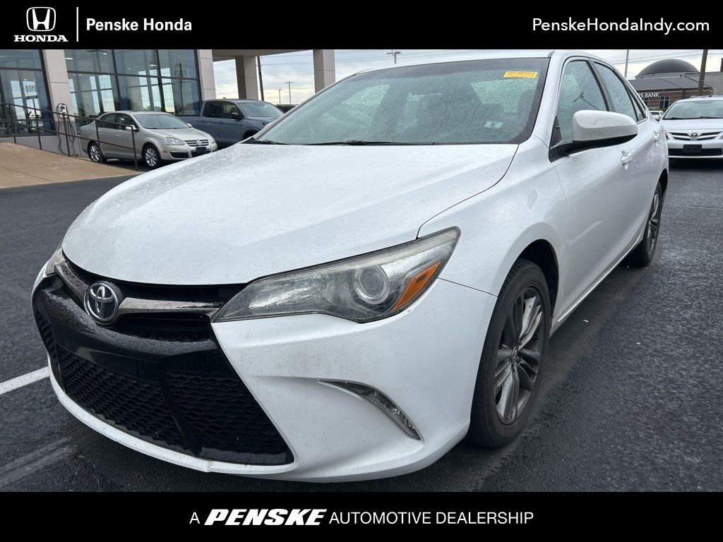 2016 Toyota Camry SE -
                Indianapolis, IN