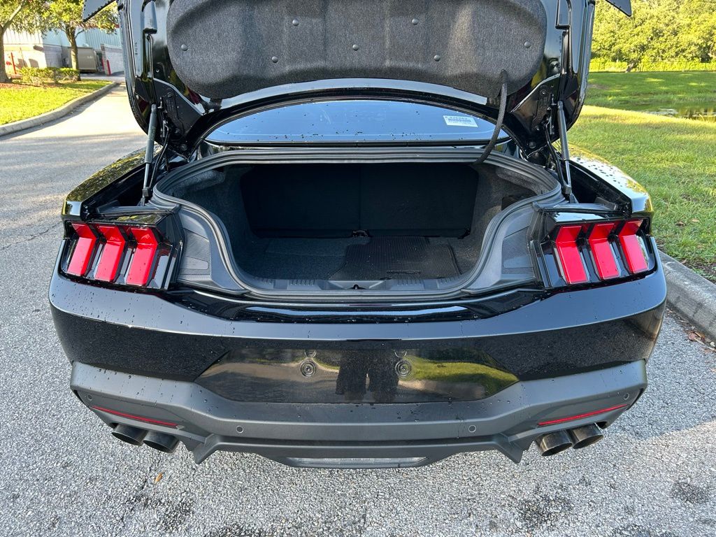 Thumbnail: 2024 Ford Mustang - 10