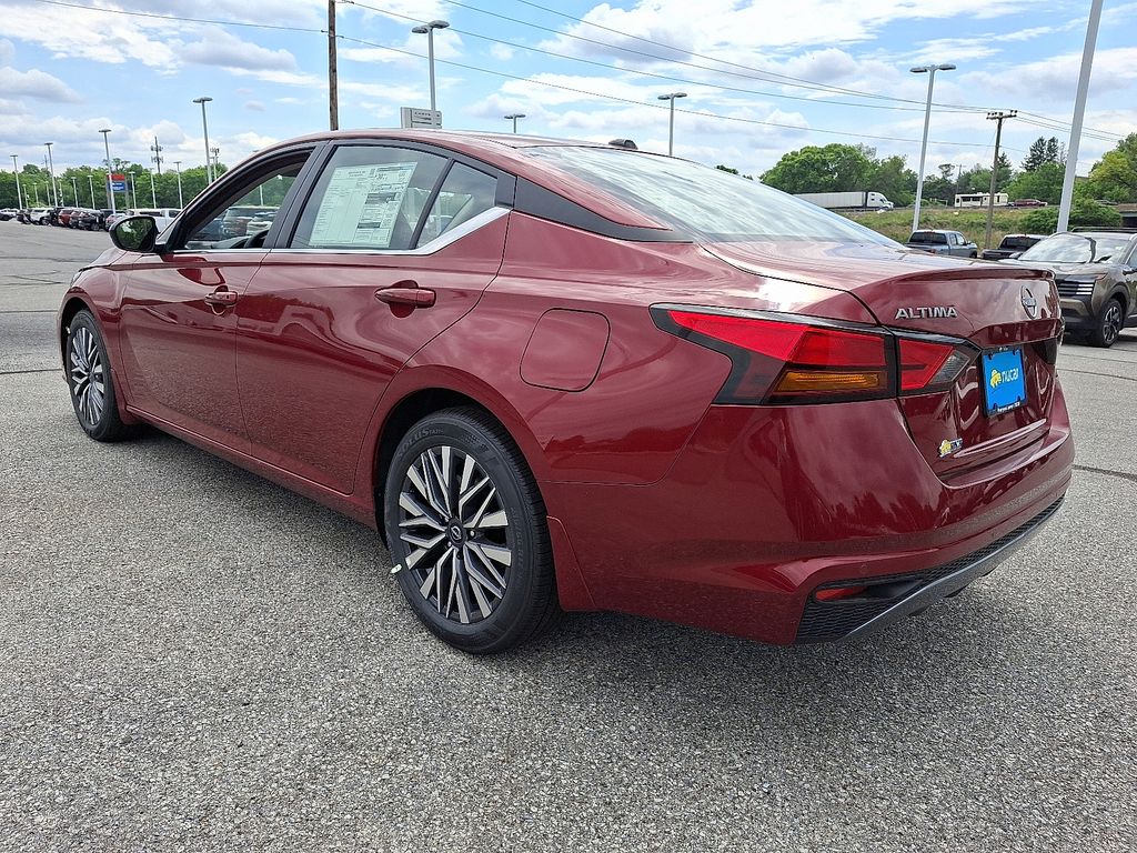 2026 Nissan Altima — photo 3