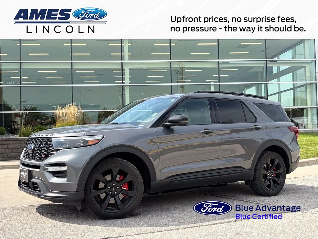 2023 Ford Explorer ST AWD    
