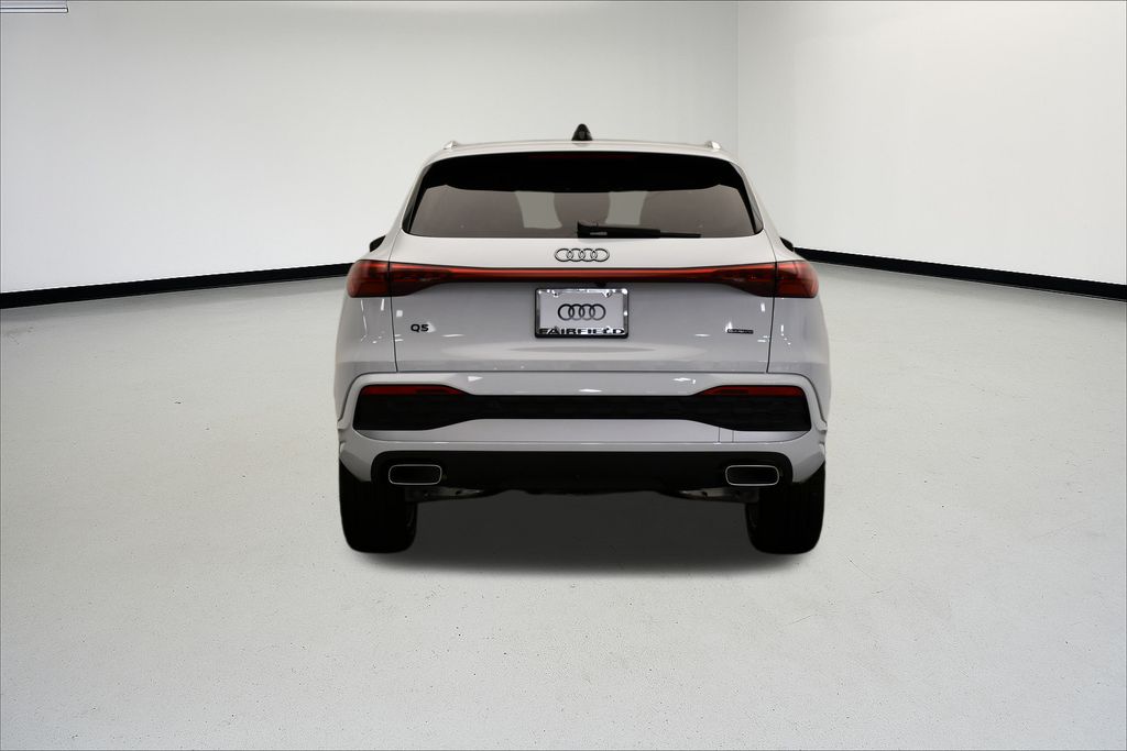 Thumbnail: 2025 Audi Q5 - 4