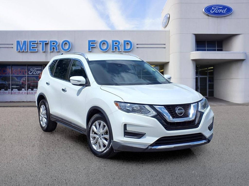 Glacier White 2019 Nissan Rogue SUV / Crossover Front-Wheel Drive Continuously Variable Transmission