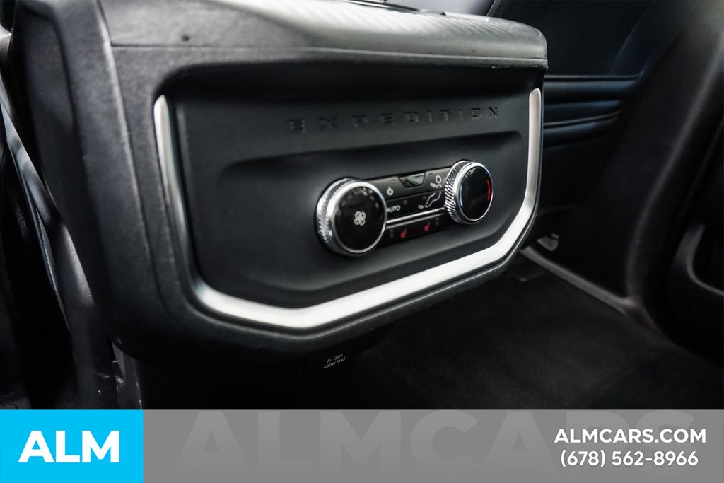 Used 2025 Black Ford Platinum image 61