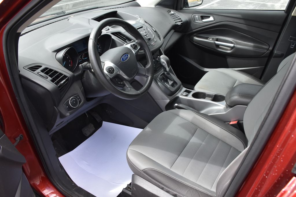 Thumbnail: 2015 Ford Escape - 5