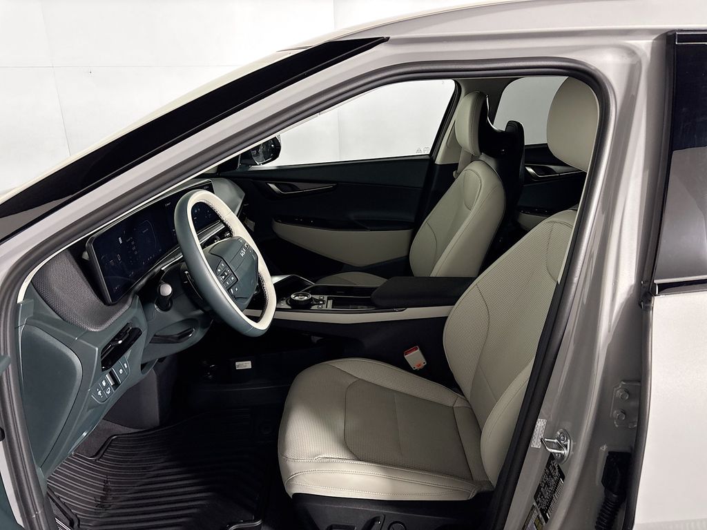 2025 Kia EV6 Wind