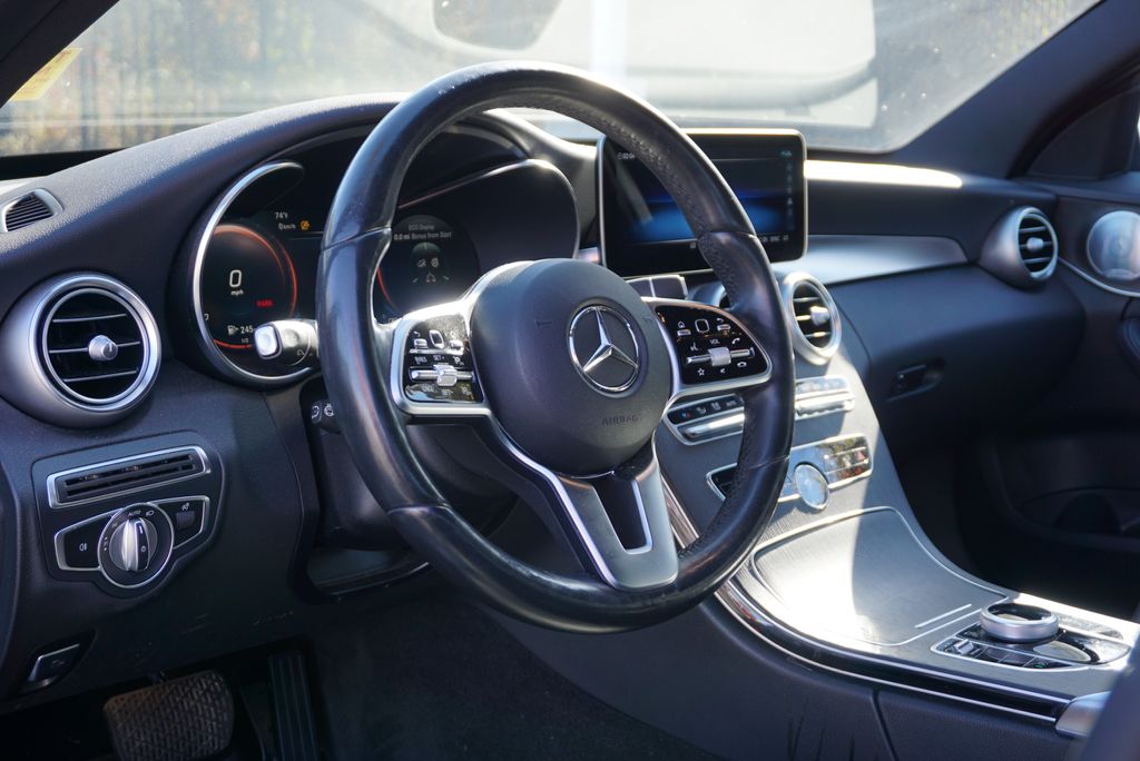 Thumbnail: 2021 Mercedes-Benz C-Class - 9
