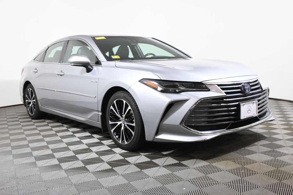 Thumbnail: 2019 Toyota Avalon - 9