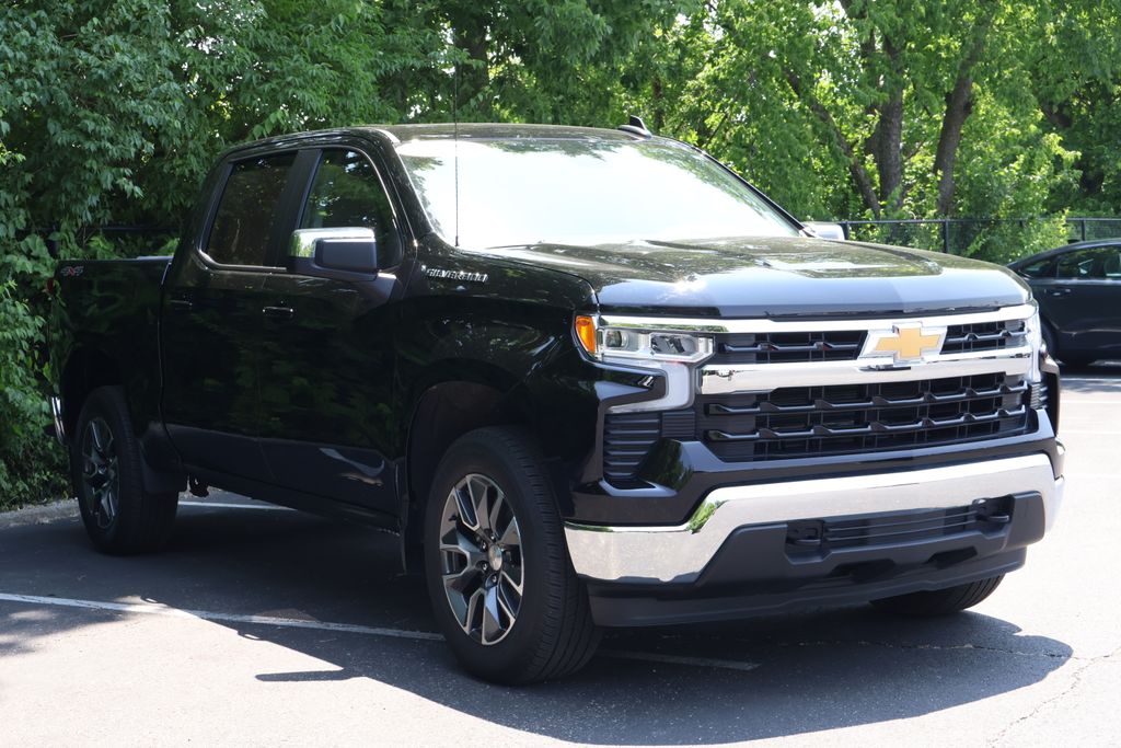 2022 Chevrolet Silverado 1500 LT 12