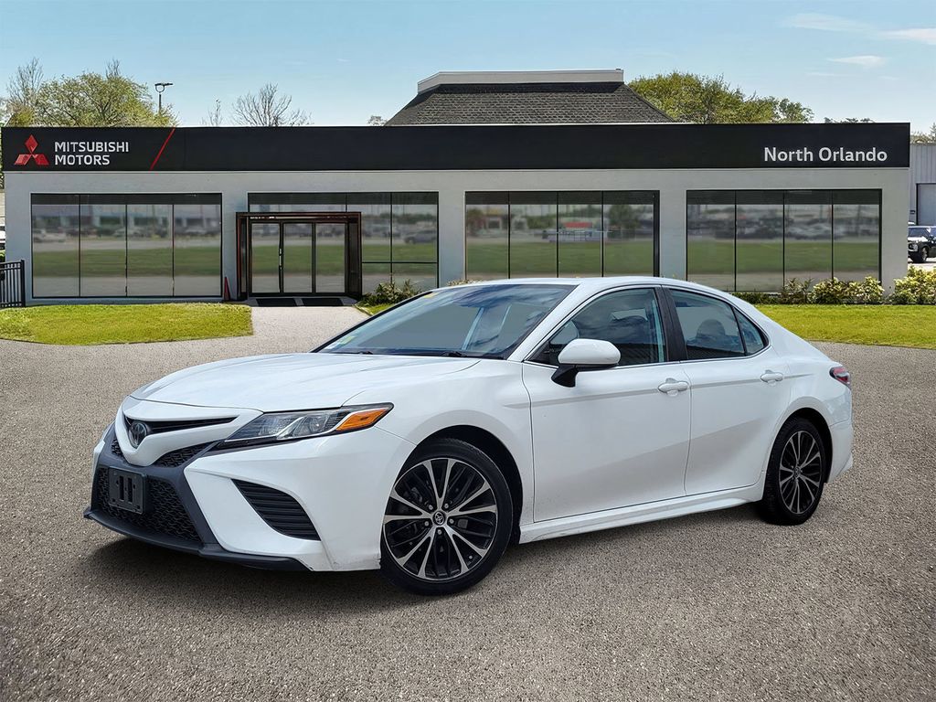2019 Toyota Camry SE