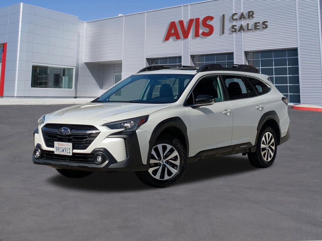 2025 Subaru Outback Premium AWD