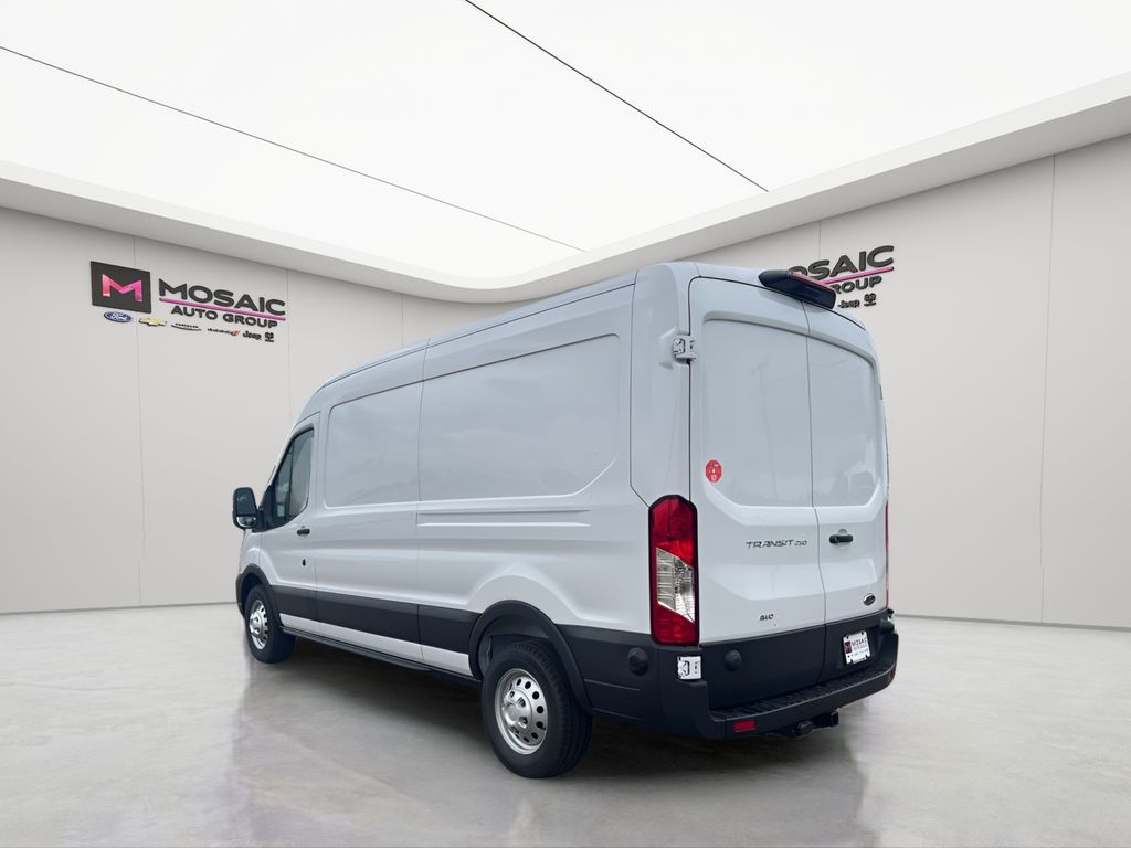 2025 Ford Transit-250