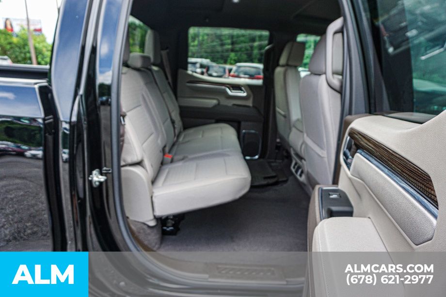 Used 2025 Black Chevrolet LT image 22